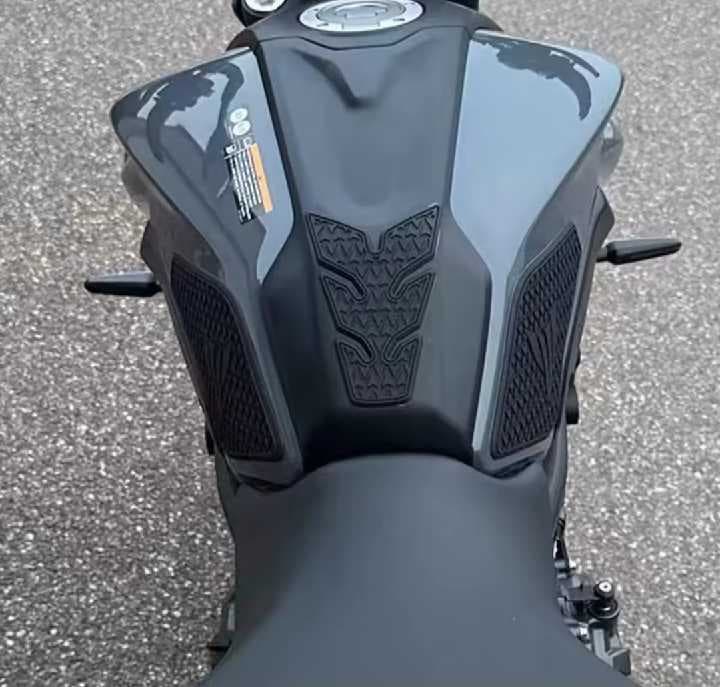 Grip lateral MT07 2021-23 5