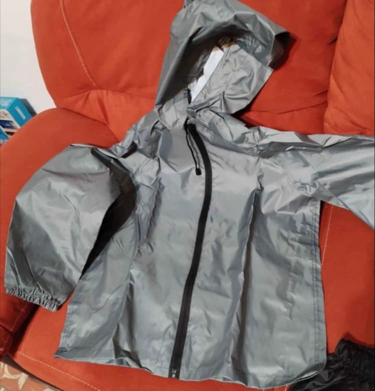 Impermeable sencillo